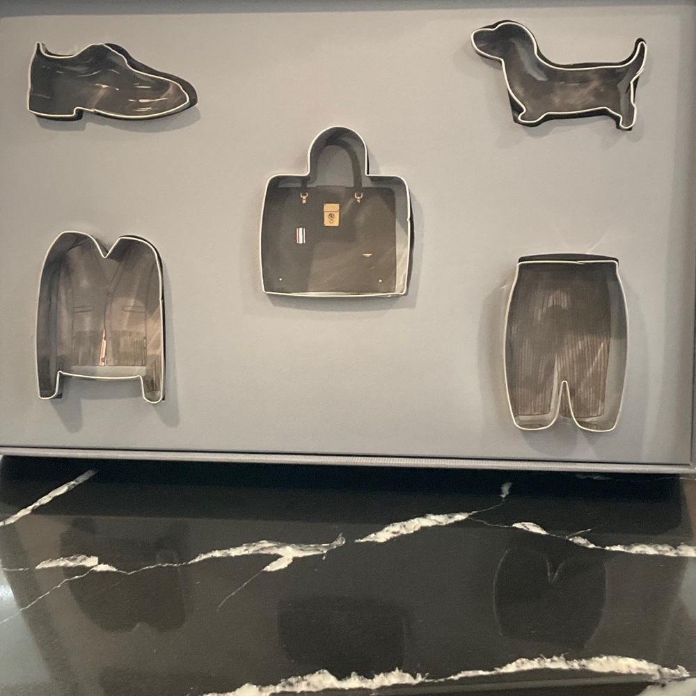 NEVER USED - Thom Browne Silver Cookie Cutter Set
